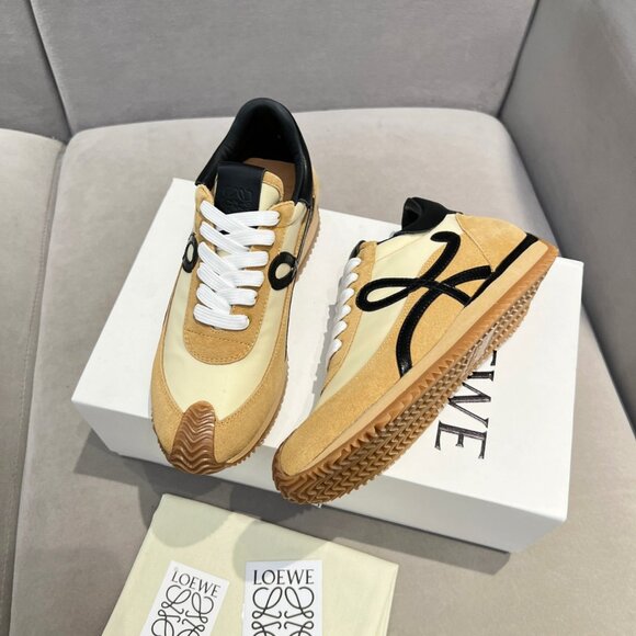 Loewe Flow Runner Sneakers🥰 - Picture 1 of 9